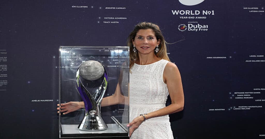 las jugadoras más ricas de la wta, Monica Seles, con el Campeonato Mundial Número 1