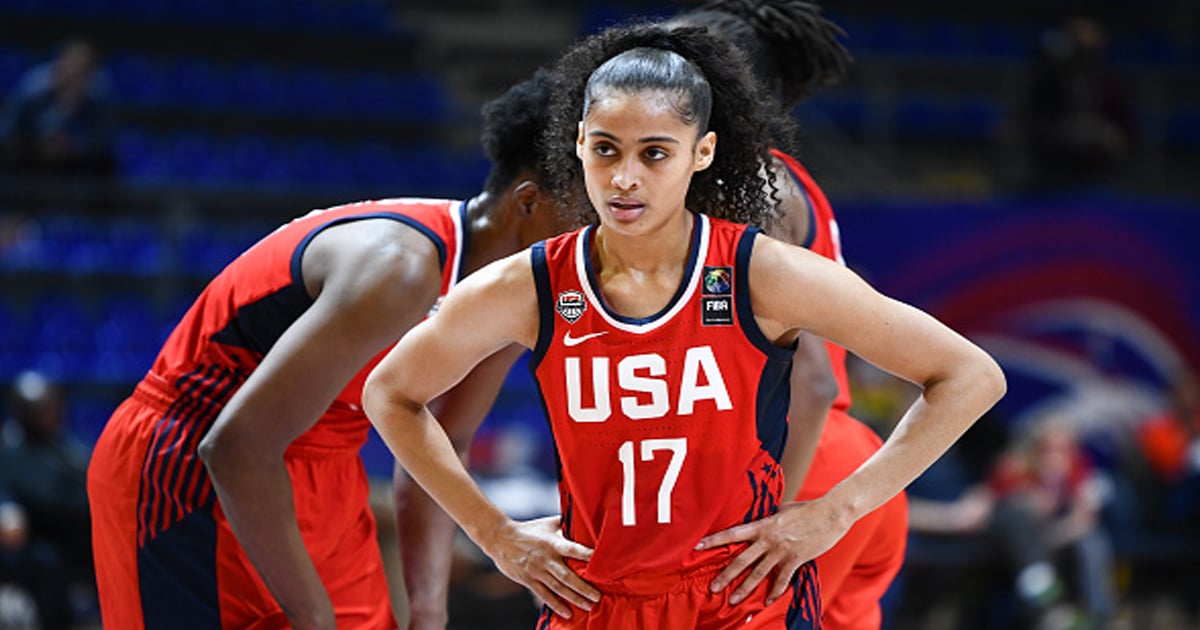 Las jugadoras más ricas de la WNBA La estadounidense Skylar Diggins (C) reacciona durante el Torneo de Clasificación Olímpica Femenina FIBA